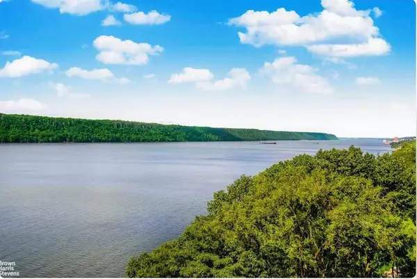 2521 Palisade Avenue #8C, Bronx, NY 10463