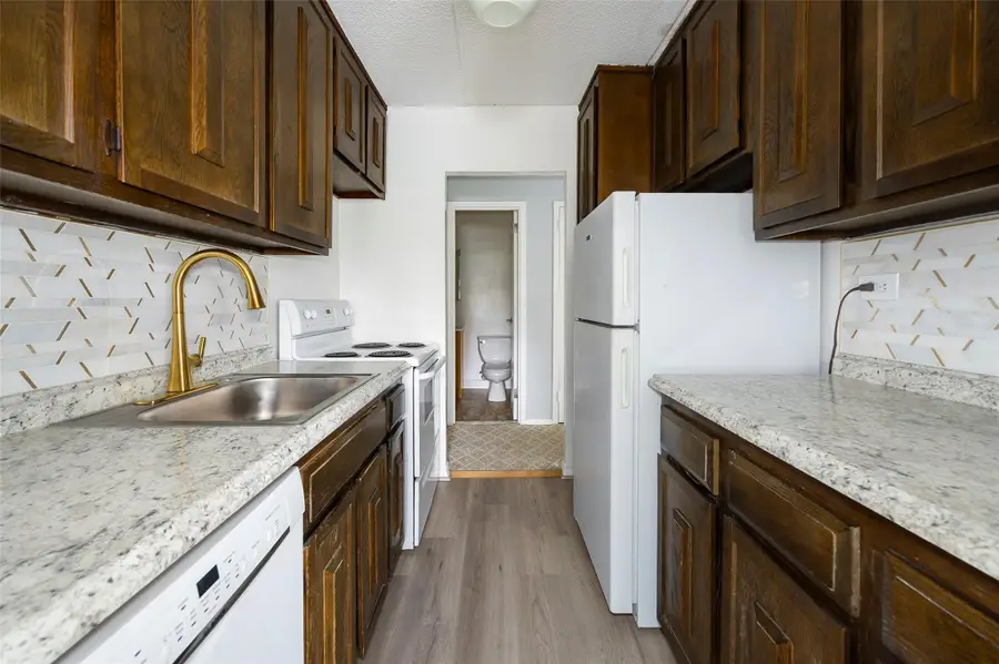 160 Academy Street #2C, Poughkeepsie, NY 12601 - Image #3