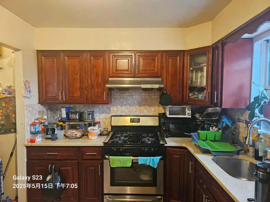 57-12 164 Street, Flushing, NY 11365 - Image #3