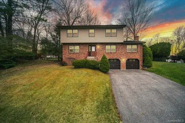 33 Winchester Drive, Monroe, NY 10950