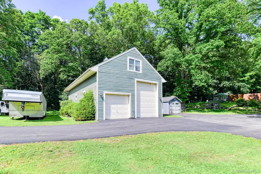 4 Kirsten Lean Lane, Salisbury Mills, NY 12577 - Image #2