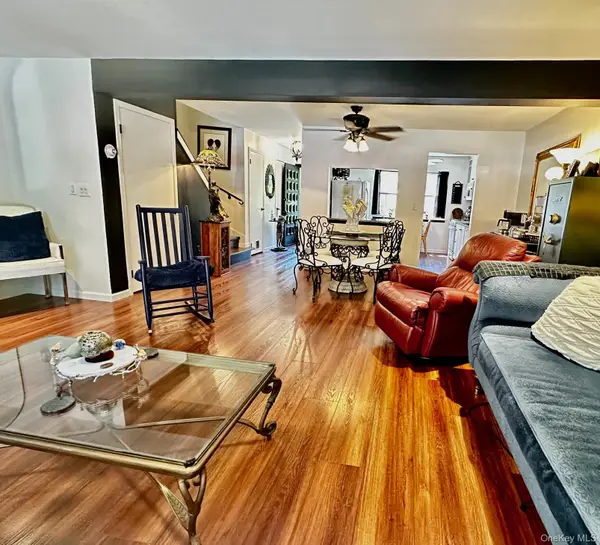 76 Yorkshire Drive, Suffern, NY 10901