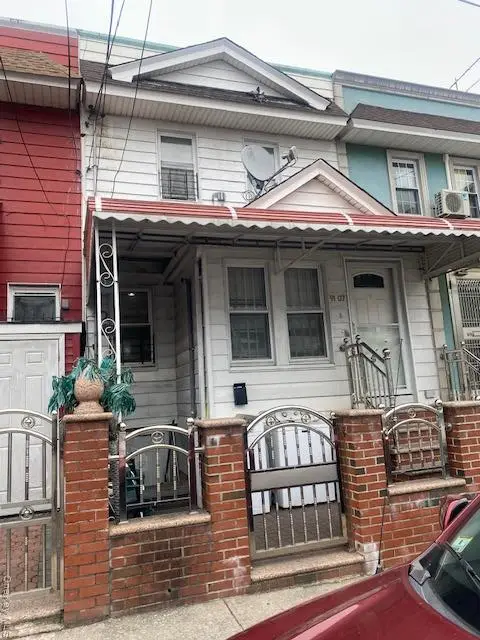 91-07 139 St, Briarwood, NY 11435 - Image #2