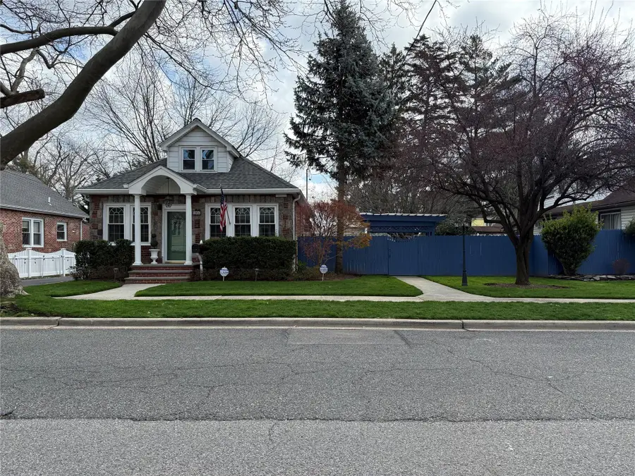 1905 Bryant Place, Baldwin, NY 11510 - Image #2