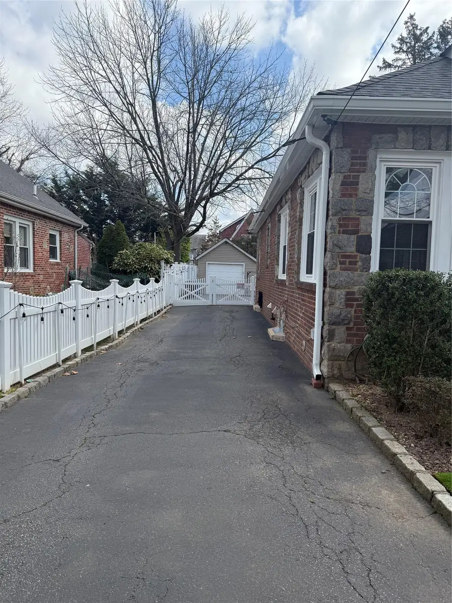 1905 Bryant Place, Baldwin, NY 11510 - Image #3