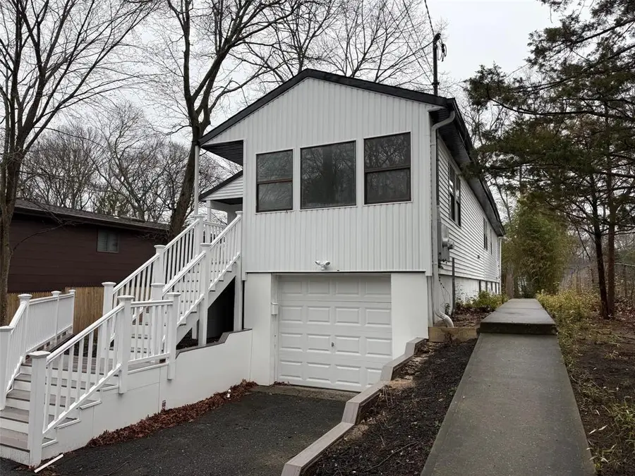 526 Birch Hollow Drive, Shirley, NY 11967 - Image #2
