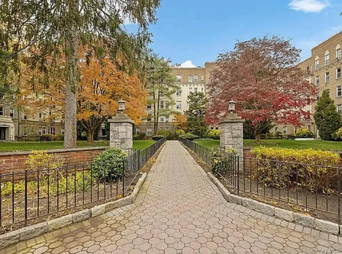 472 Gramatan Avenue #BLDG. 1, Unit B4, Mount Vernon, NY 10552 - Image #1