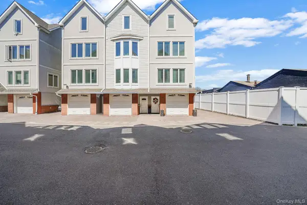 531 Ray Street #10, Freeport, NY 11520