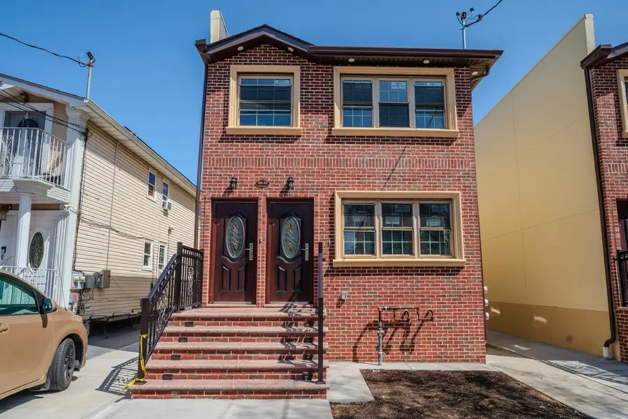 109-63 141 Street, Jamaica, NY 11435 - Image #2