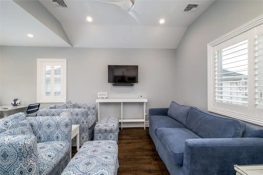 88 Oregon Street, Long Beach, NY 11561 - Image #3