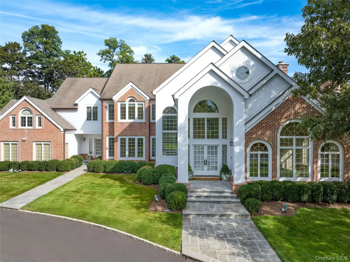 7 Coventry Court, Purchase, NY 10577 - Image #1