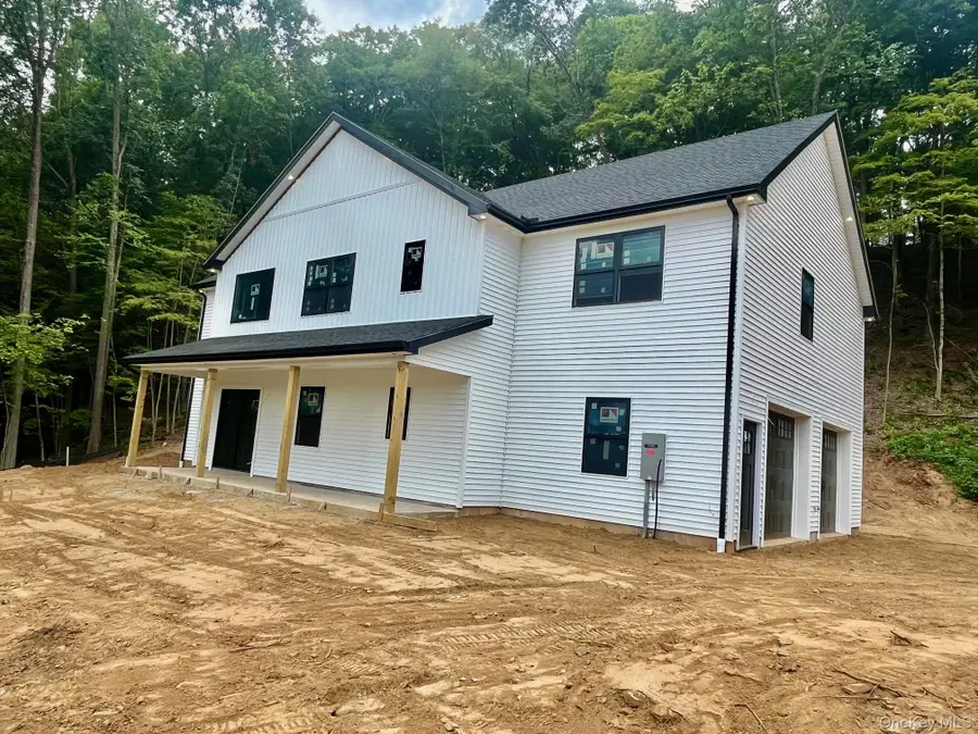 14 Foxwood Terrace E, Patterson, NY 12563 - Image #2