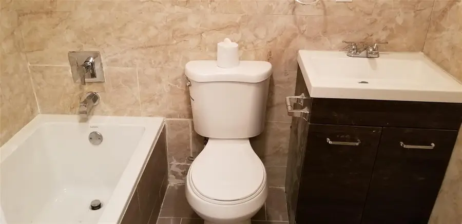 57-21 Arverne Boulevard, Arverne, NY 11692 - Image #3