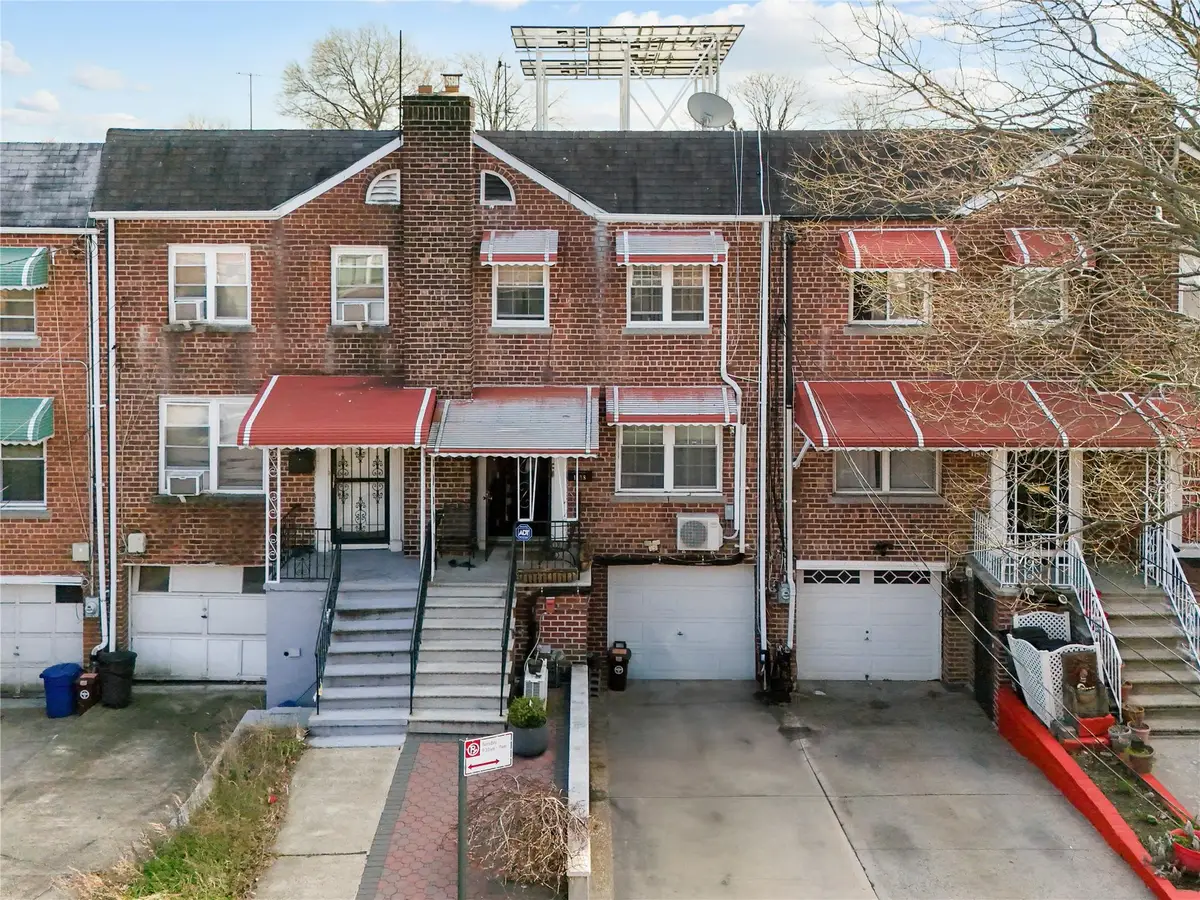 1138 E 215th Street, Bronx, NY 10469 - Image #1