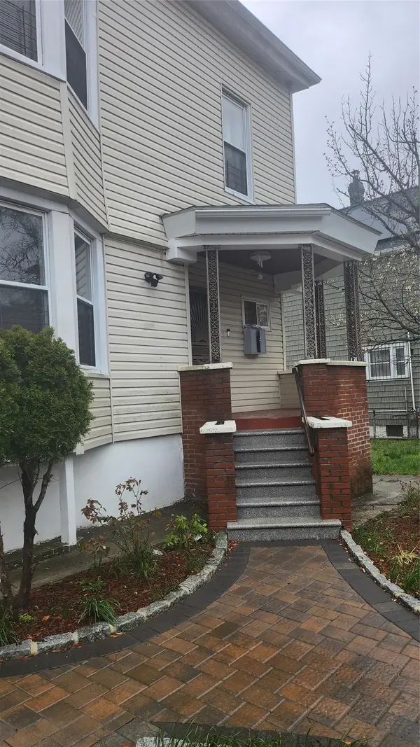 846 215th. Street E, Bronx, NY 10467