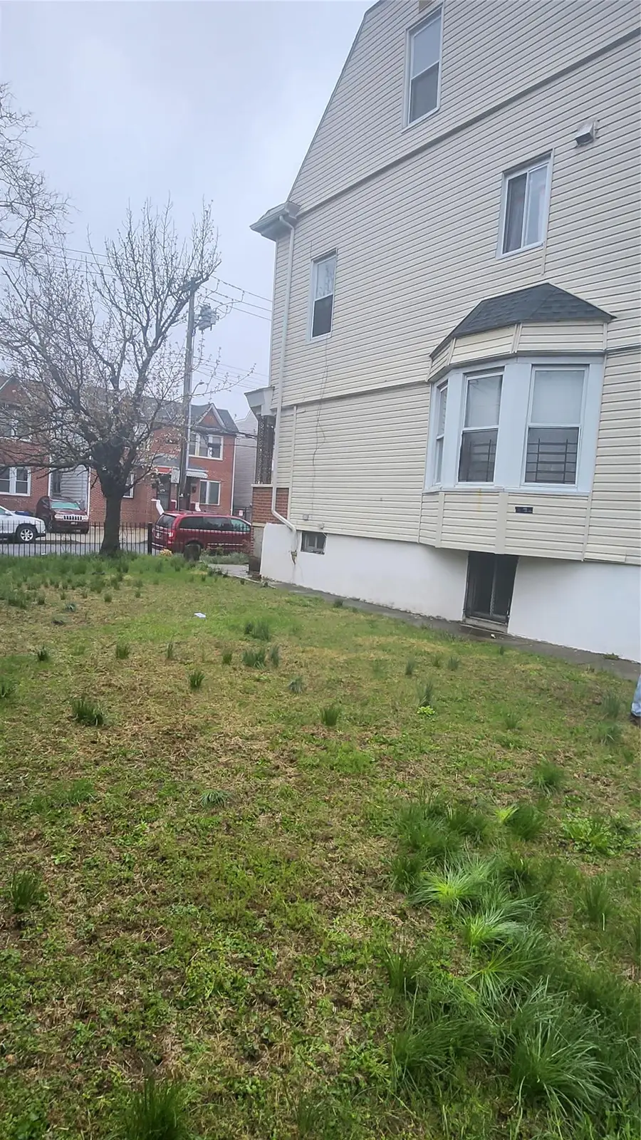 846 215th. Street E, Bronx, NY 10467 - Image #3