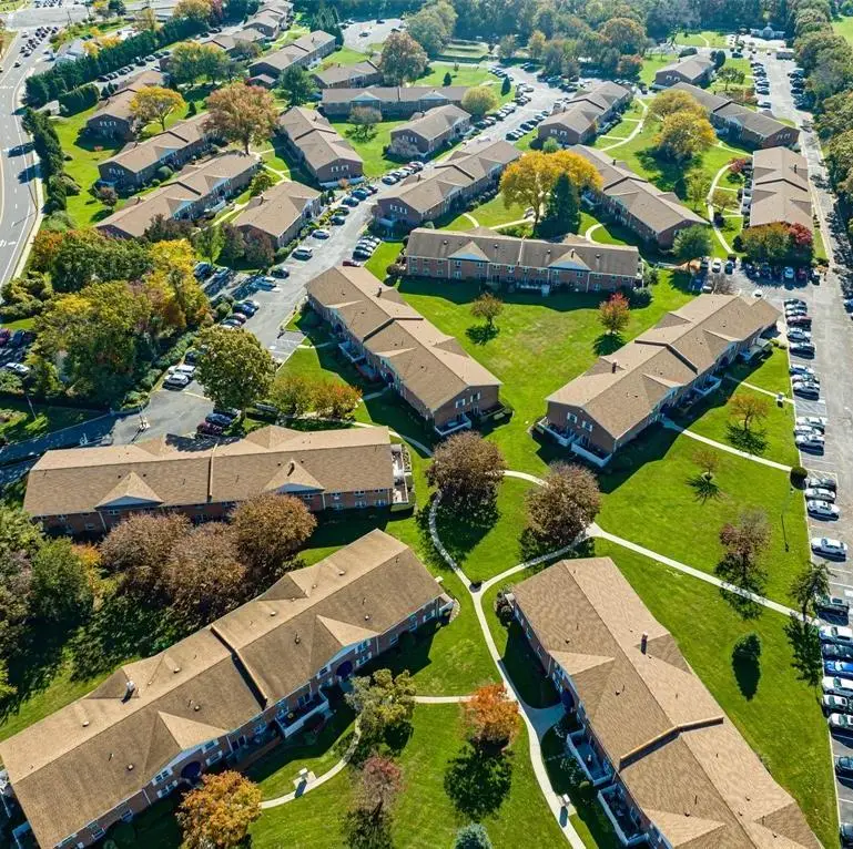 460 Old Town #6N, Port Jefferson Station, NY 11776 - Image #2