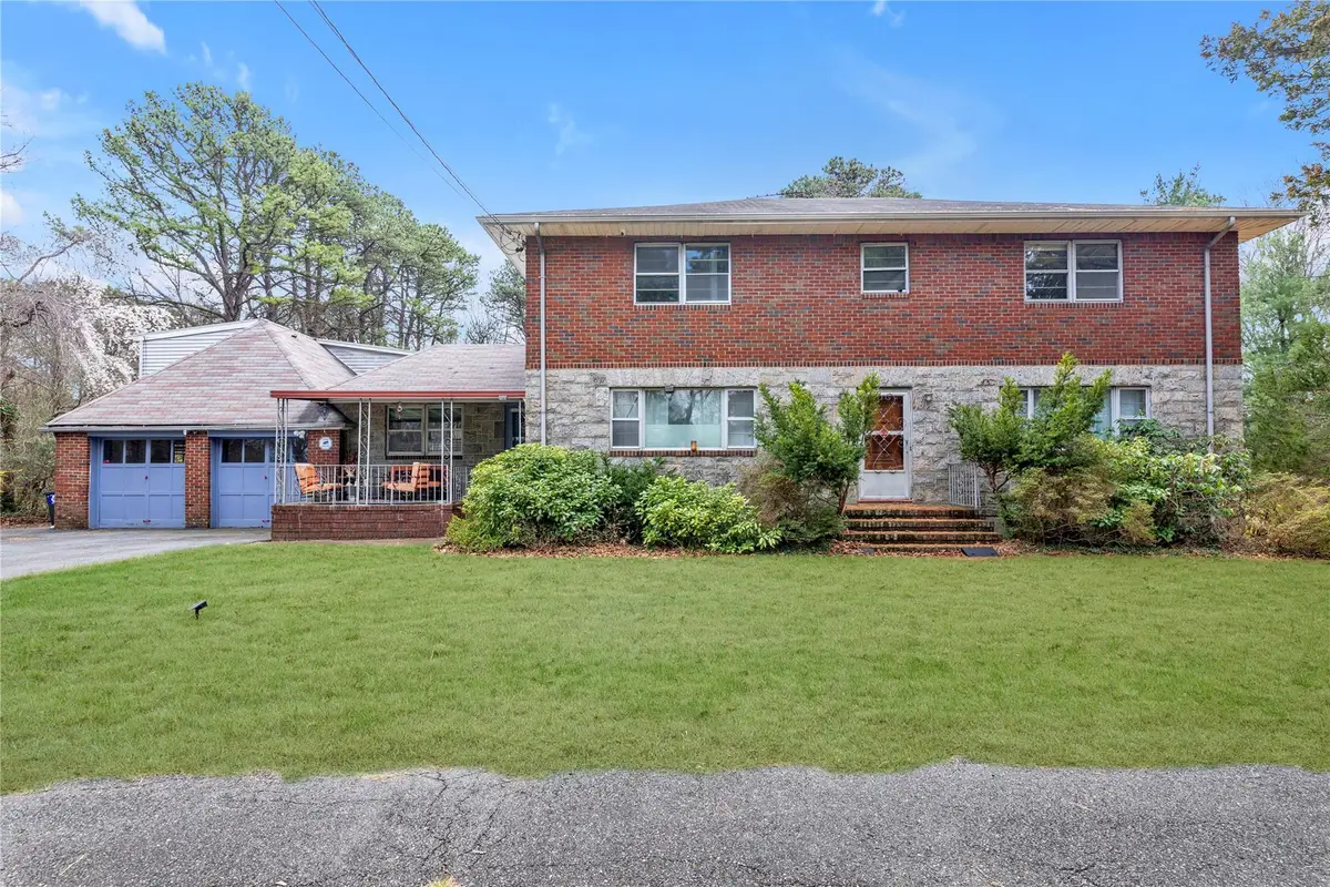 420 Old Country Road, Melville, NY 11747 - Image #1