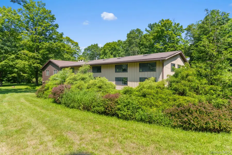 40 Maxs Place, West Hurley, NY 12401 - Image #3