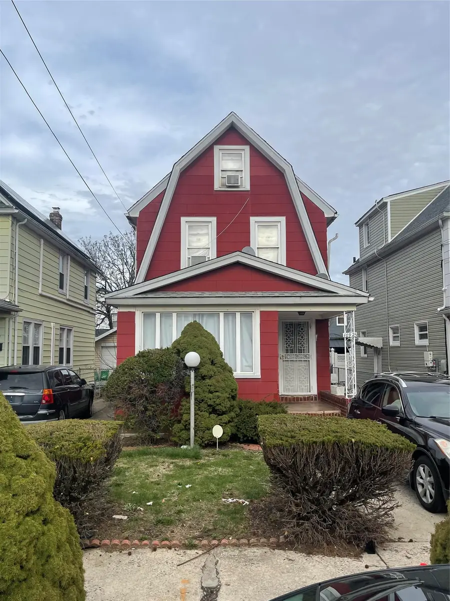 10925 208th Street, Queens Village, NY 11429 - Image #2