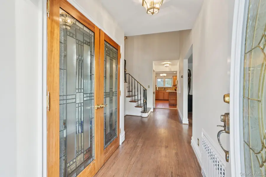 808 Wolfs Lane, Pelham, NY 10803 - Image #3