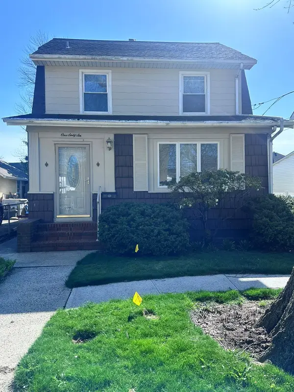 166 Franklin Street, Franklin Square, NY 11010