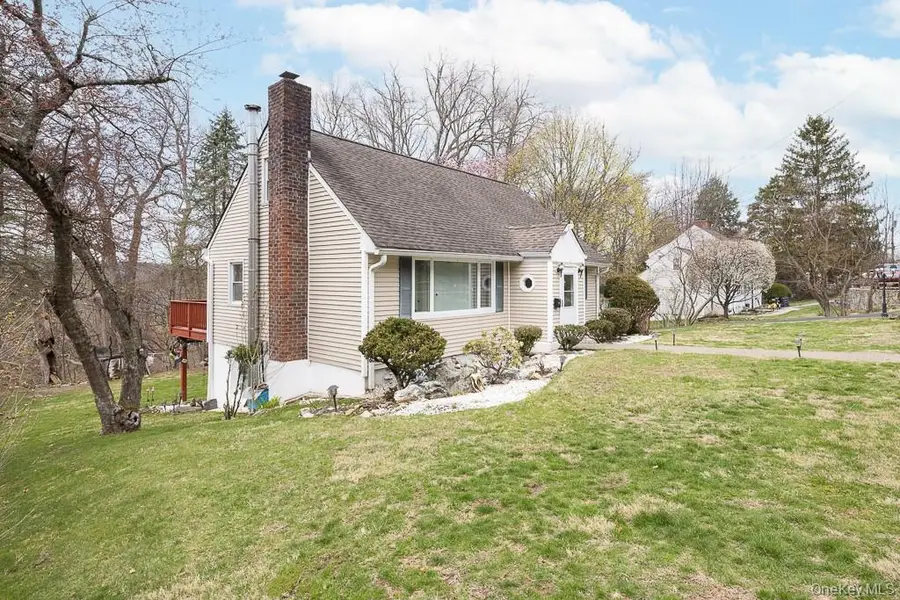 9 Durham Road, White Plains, NY 10607 - Image #2