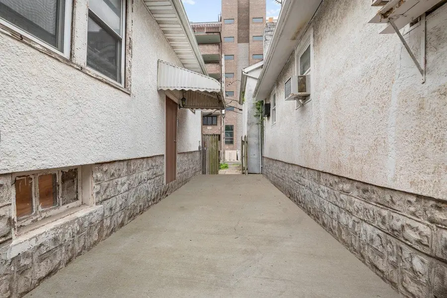 1114 Banner Avenue, Brooklyn, NY 11235 - Image #3