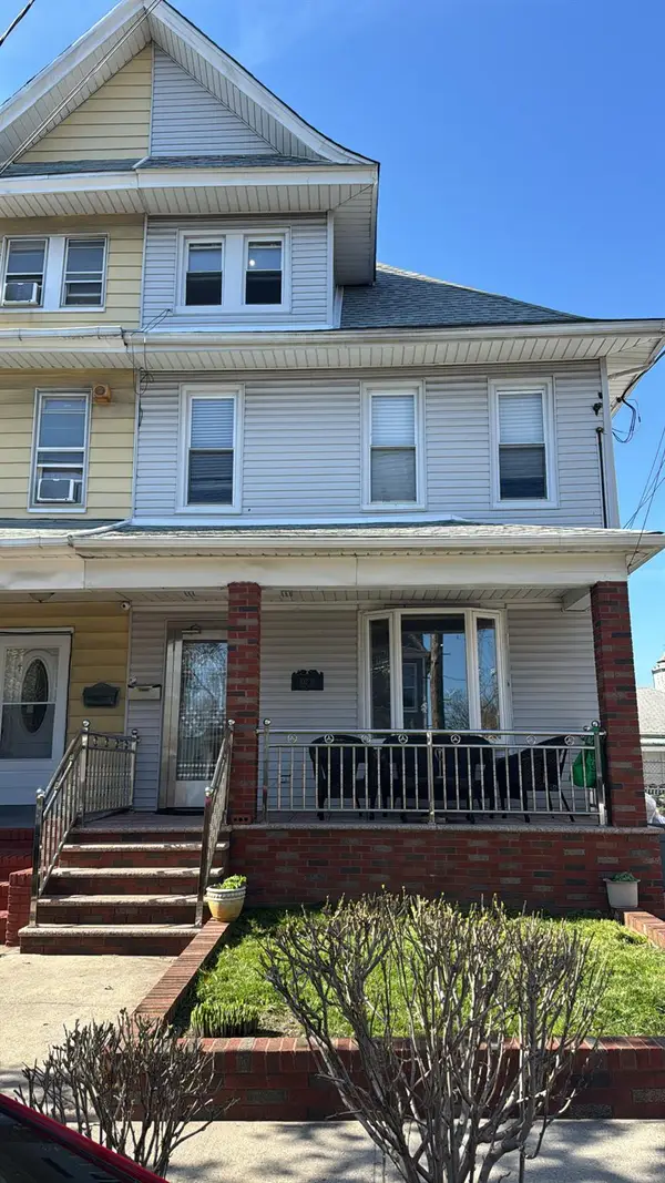 10231 90th Avenue, Richmond Hill, NY 11418