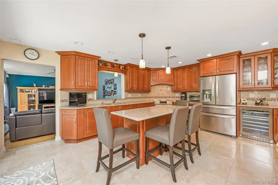 353 Thrift Street, Ronkonkoma, NY 11779 - #3