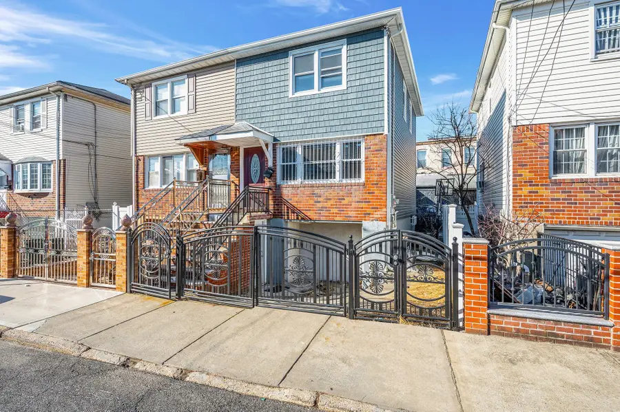 8726 127th Street, Richmond Hill, NY 11418 - Image #2