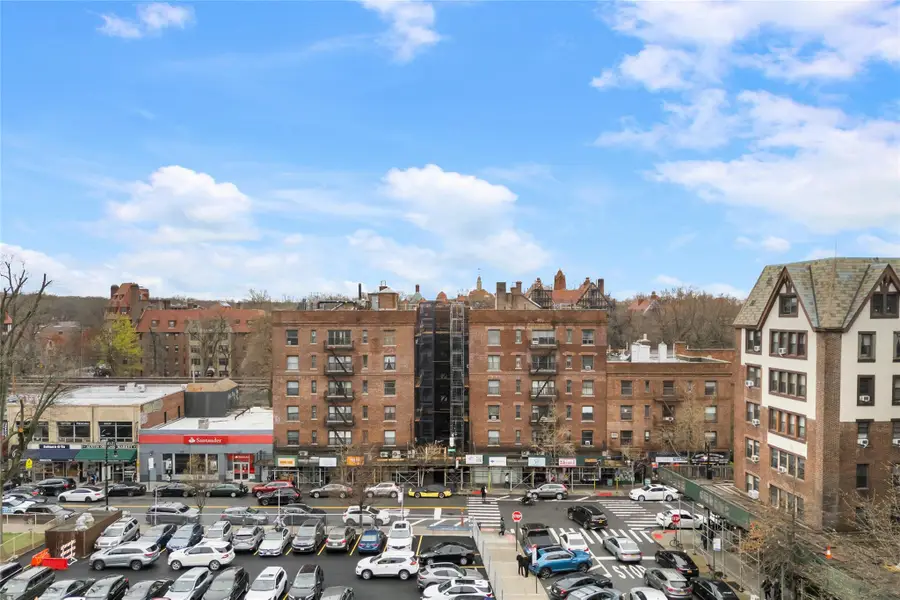 72-34 Austin Street #E3, Forest Hills, NY 11375 - Image #2