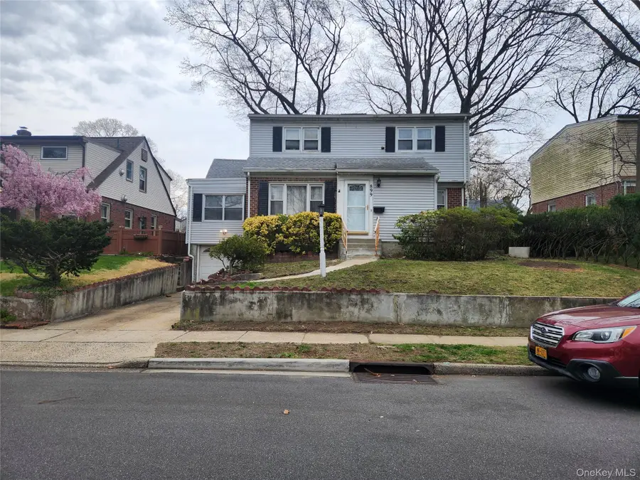 899 Cleveland Street, West Hempstead, NY 11552 - Image #2