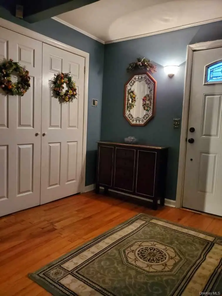 899 Cleveland Street, West Hempstead, NY 11552 - Image #3