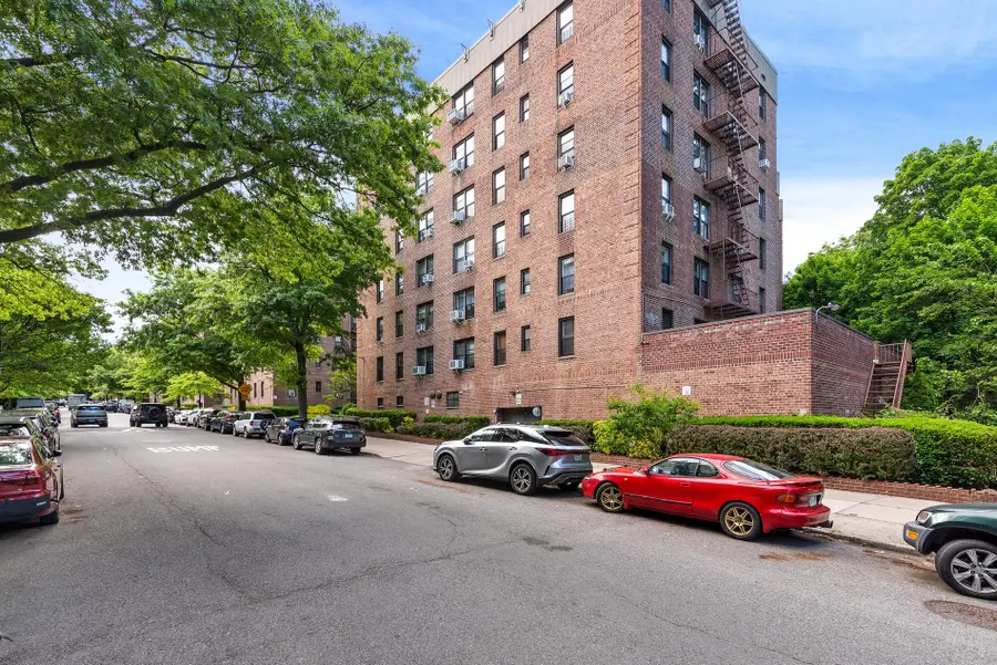 83-25 98 Street #3T, Woodhaven, NY 11421 - Image #3
