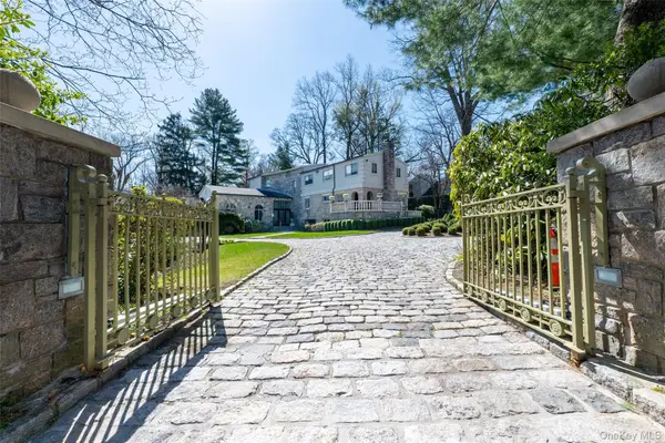 16 High Point Lane, Scarsdale, NY 10583