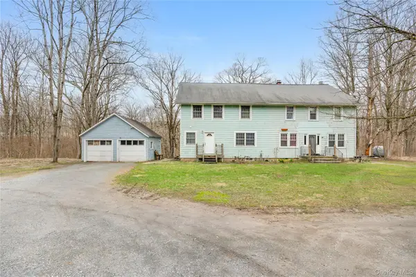 185 Creek Road, Pleasant Valley, NY 12569