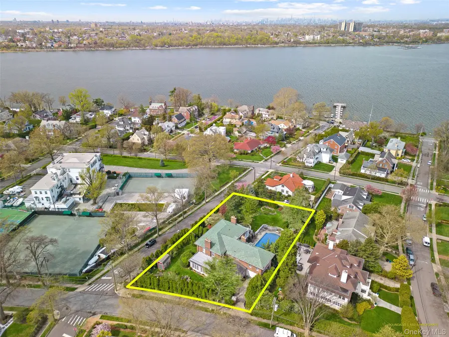 127 #1 Beverly Road, Douglaston, NY 11363 - Image #2