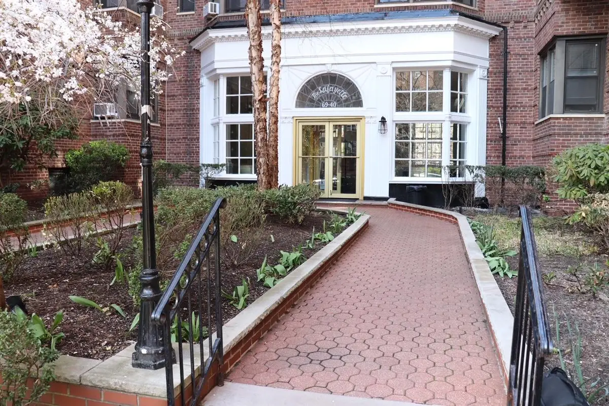 69-40 Yellowstone Boulevard #207, Forest Hills, NY 11375 - #1