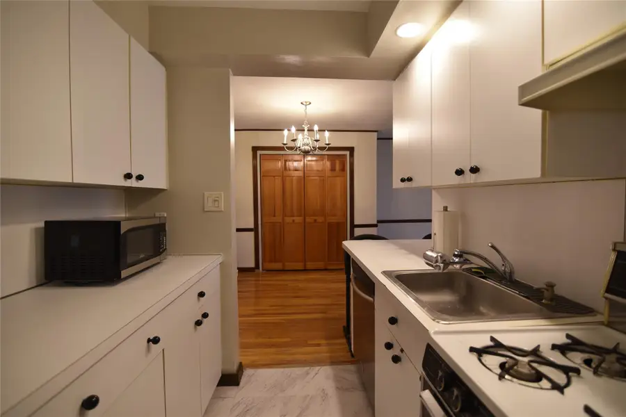 54-44 Little Neck Parkway #6L, Little Neck, NY 11362 - Image #2