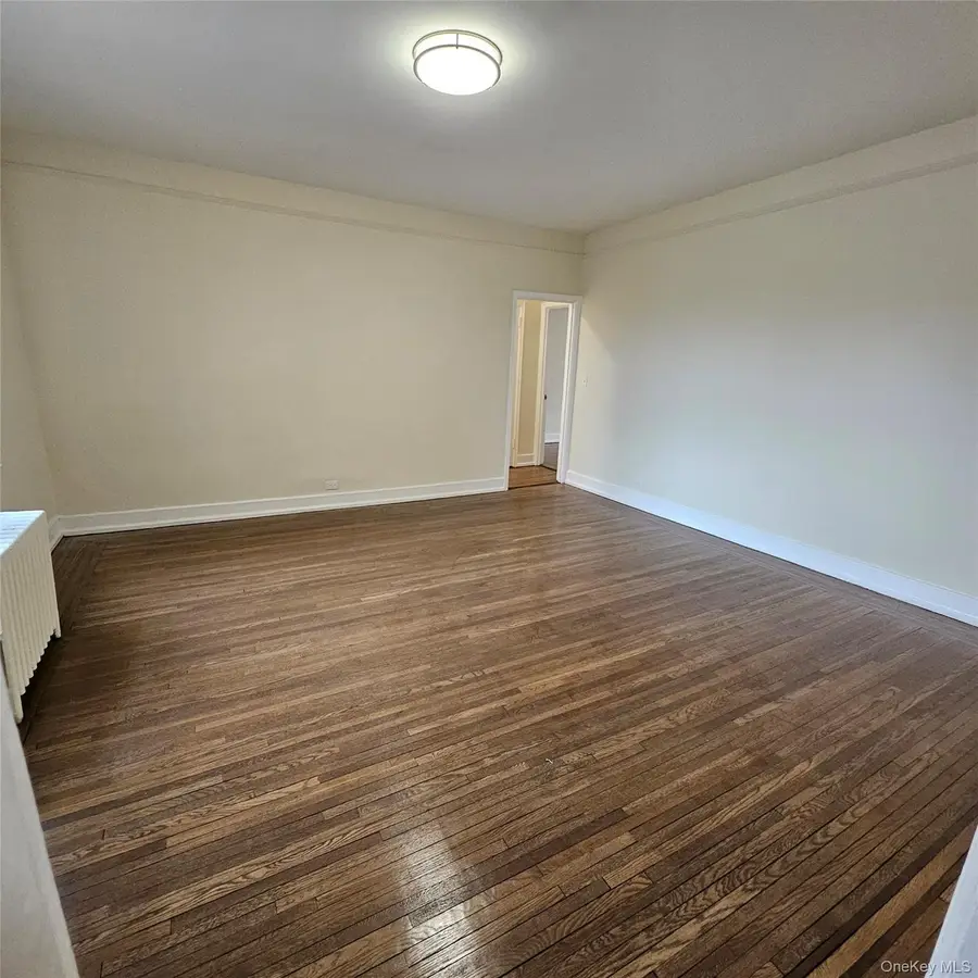 590 E 3rd Street #3H, Mount Vernon, NY 10553 - Image #2