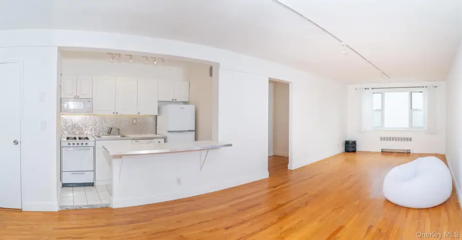 279 N Broadway #8N, Yonkers, NY 10701 - Image #2