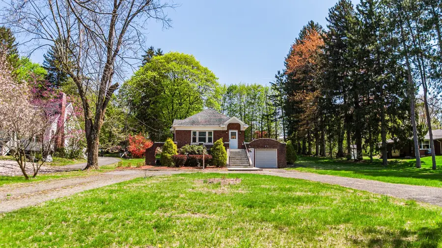 263 Quassaick Avenue, New Windsor, NY 12553 - Image #3