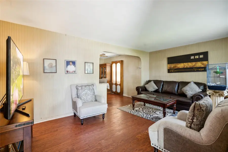 163 Emily Avenue, Elmont, NY 11003 - Image #3