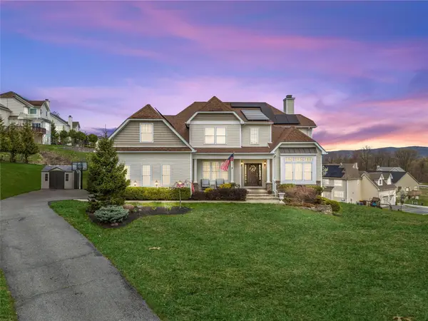 4 Smithfield Spur, Monroe, NY 10950