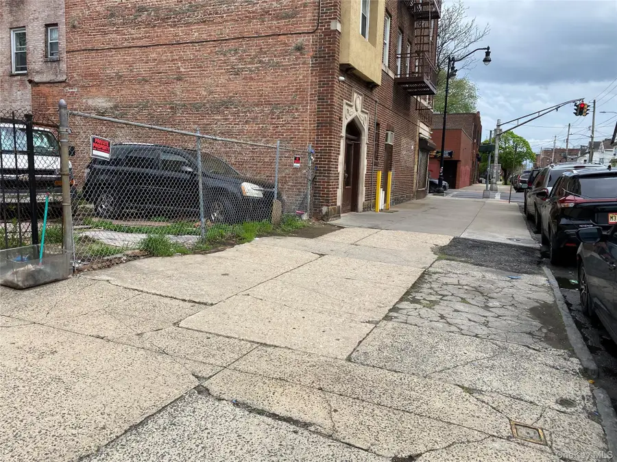 159 S 2nd Avenue, Mount Vernon, NY 10550 - Image #2