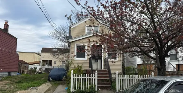 165-21 144th Drive, Jamaica, NY 11434