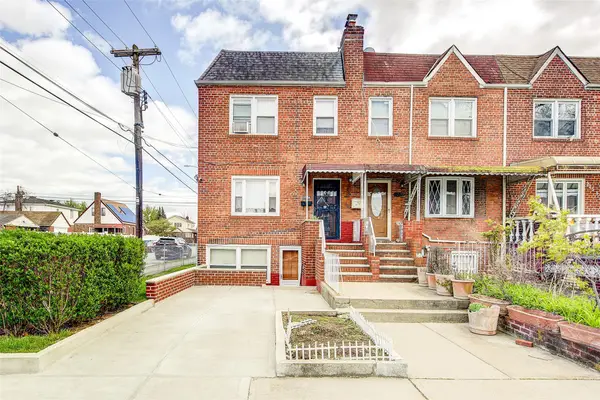 225-54 Murdock Avenue, Queens Village, NY 11429