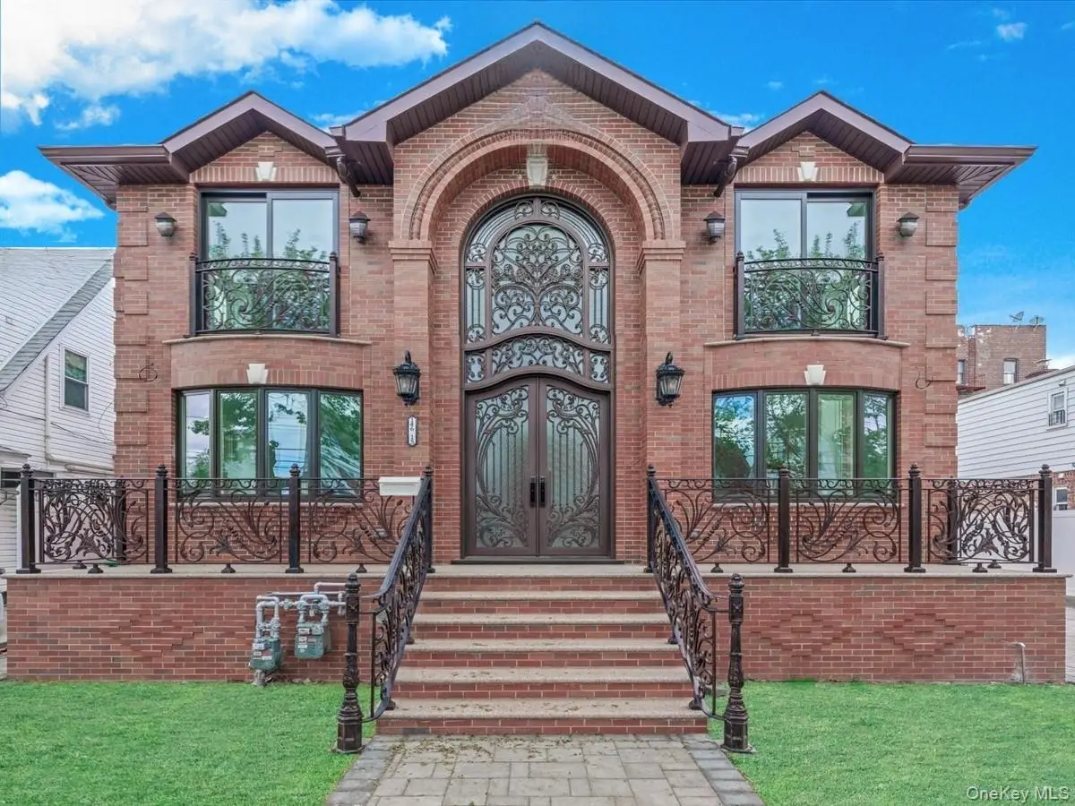 146-15 Holly Avenue, Flushing, NY 11355 - #1