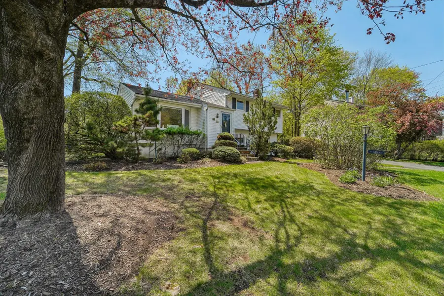 103 S Nauraushaun Road, Pearl River, NY 10965 - Image #3